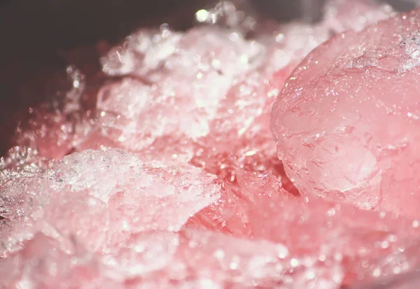 Refrescante Cóctel Rosa Frío Vaso Con Hielo —  Fotos de Stock