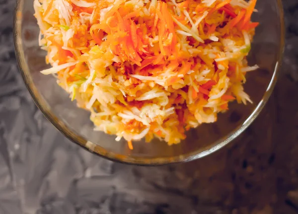 Salad Fresh Juicy Raw Vegetables Grated Carrots Cabbages Transparent Cup — 스톡 사진