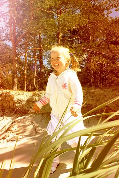 Portrait Une Belle Jeune Femme Dans Parc Automne — Photo