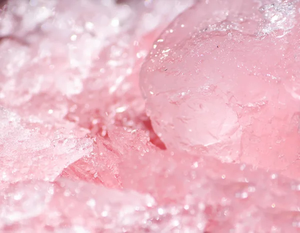 清凉的鸡尾酒加冰和红莓 — 图库照片