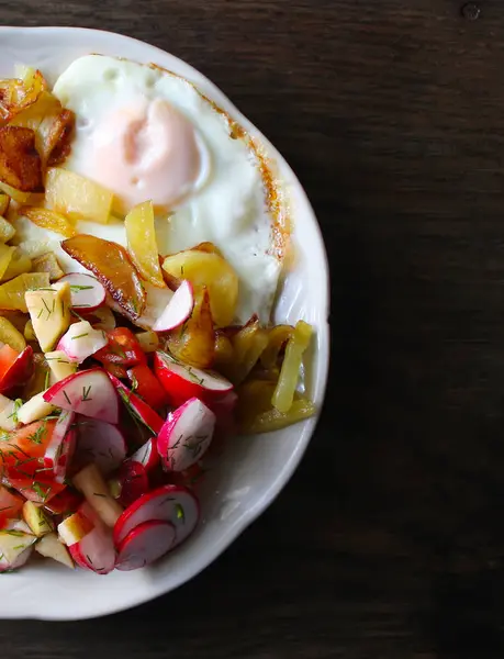 Aliments Différents Caillé Pommes Terre Frites Radis — Photo