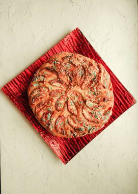 Ev yapımı organik elmalı pasta..