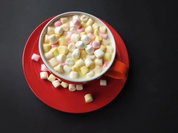 Kakao Drink Mit Marshmallows Orangefarbener Tasse — Stockfoto