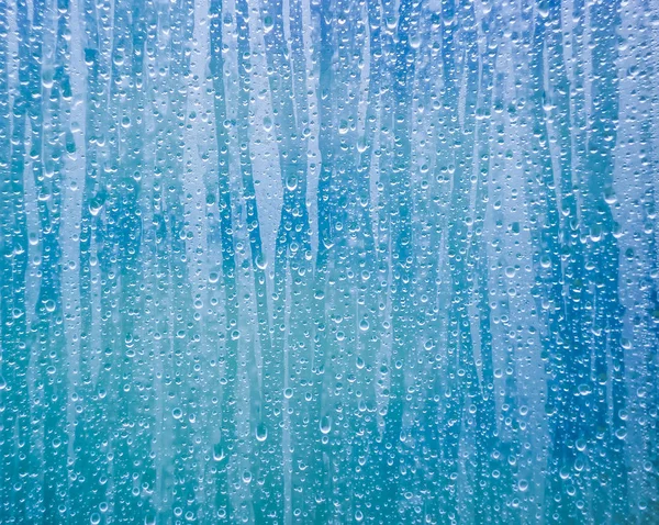 Glas mit Wassertropfen Kondensation. — Stockfoto