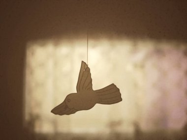 Kağıt kuş uçan siluet