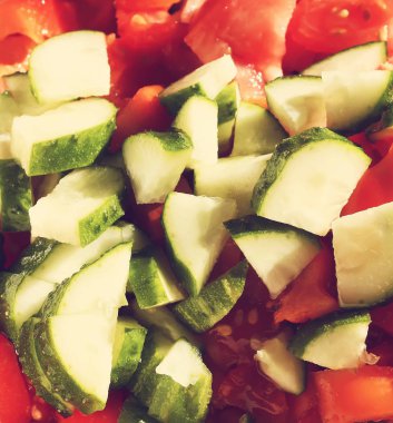 Taze sebze salatası.