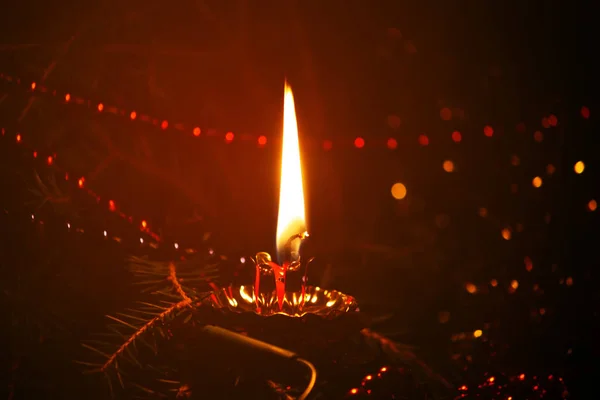 Chama de vela ardente — Fotografia de Stock