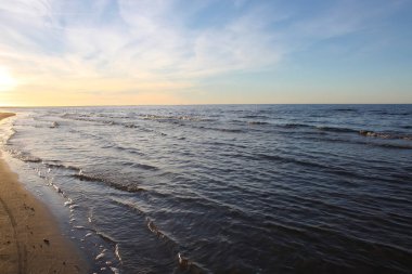 Letonya, Jurmala 'da deniz suyu yüzeyi