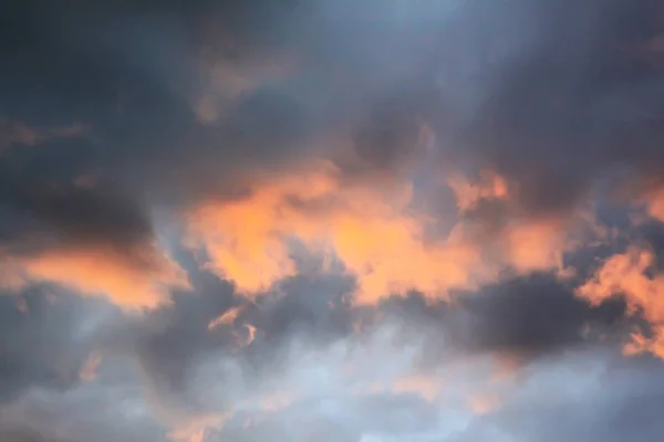 Zonsondergang hemel achtergrond. — Stockfoto