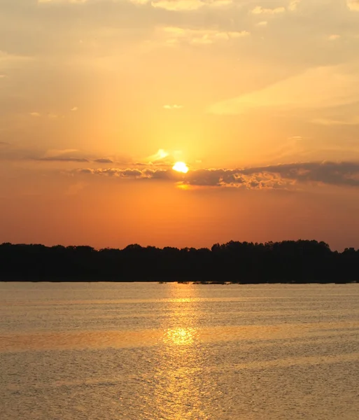 güzel parlak gün batımı