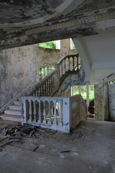 Escalera Casa —  Fotos de Stock