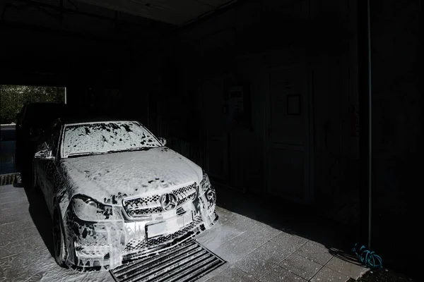 Автомийка Промивання Автомобіля Mercedes Автомийці — стокове фото