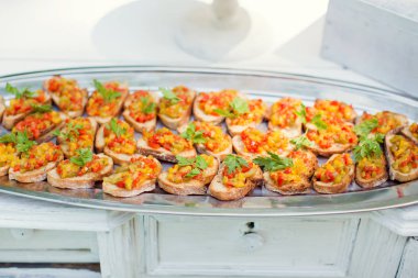 yemek Ziyafet tablo dekore edilmiş