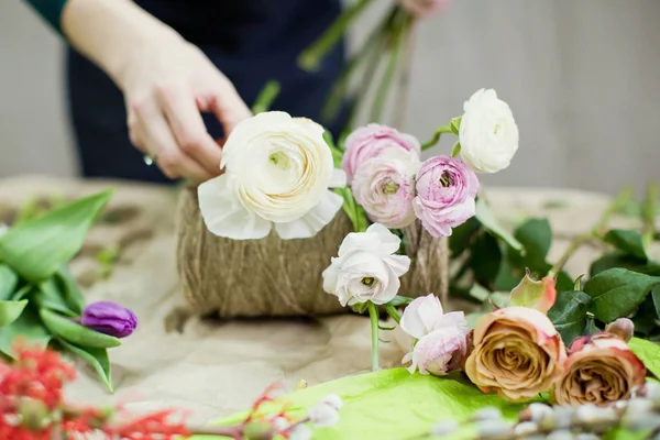 Master class on making bouquets