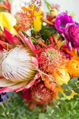 parlak düğün buketi