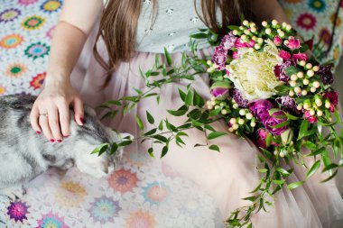 protea ile parlak buket