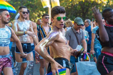 Madrid, İspanya - 07 Temmuz 2019 - Gay Pride, Orgullo Gay Parade - G