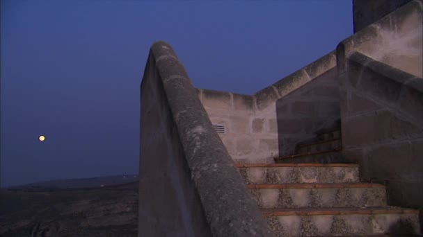 Eine Alte Kopfsteintreppe Matera Italien — Stockvideo