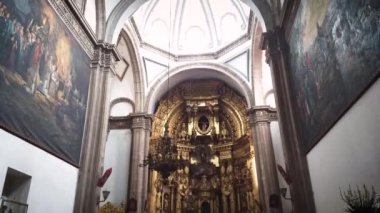 Kilise San Francisco De Asis kapalı