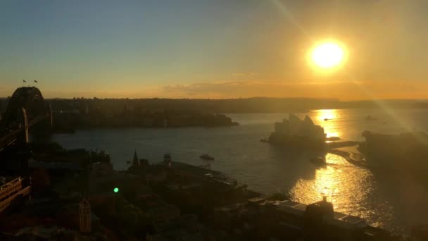 Sydney Opera House Och Harbor Bridge Sunrise — Stockvideo