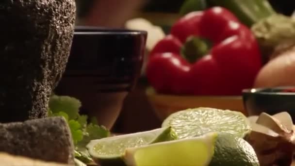 Fiesta de verduras mexicanas mesa — Vídeos de Stock