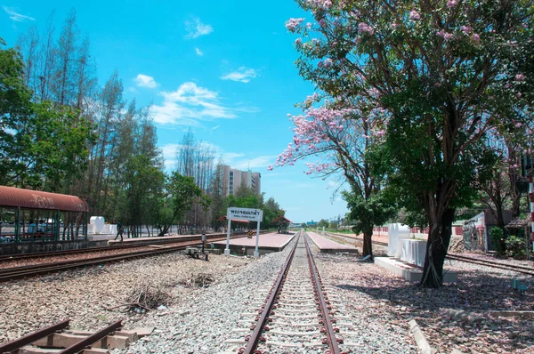 Regardez Dans Ligne Ferroviaire — Photo