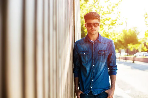 Street Fashion Fashionable Man Jeans Outfit Outdoor Street Sunglases — Stock Photo, Image