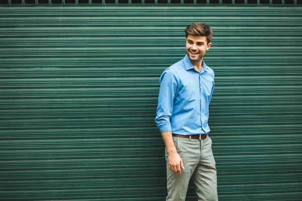 Důvěra Eleganci Mladý Muž Smart Casual Oblečení Pro Úřední Den — Stock fotografie