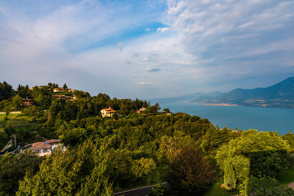 Late afternoon on Lago di Garda