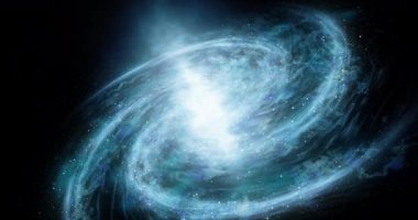 Bir sarmal gökada soyut uzay arkaplan yıldız uzayı etrafında hareket eder, yıldızların ve gezegenlerin oluşumu derin uzay görüntüsü parçacıkları parlayan arka plan dramatik sahne 4k video canlandırması