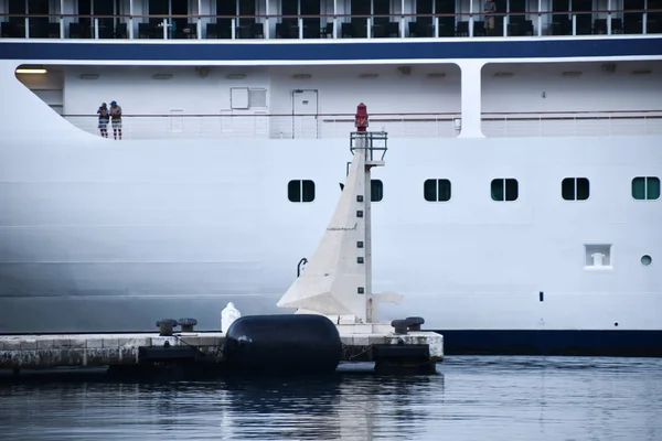 Luxe Cruiseschip Viking Star Vroege Ochtend Aankomst Haven Van Kotor — Stockfoto