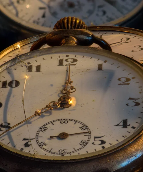 Ainda Cor Vida Macro Antigo Bolso Velho Histórico Relógios Dourados — Fotografia de Stock