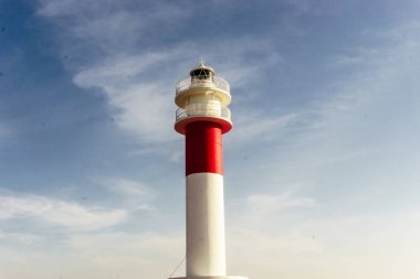 Delta de L'ebre, Tarragona, Catalunya doğal Park deniz feneri görünümü. Turistik yer