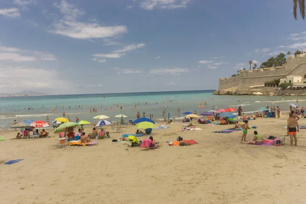 Peiscola Hiszpania Sierpnia 2017 Ogólne Zobacz Turystyczne Plaży Peiscola Jest — Zdjęcie stockowe