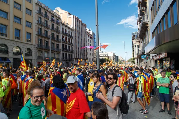 Barcelona, Katalonya, İspanya, 11 Eylül 2017: Ralli Catalunya'nın bağımsızlığını Milli gün boyunca desteği.