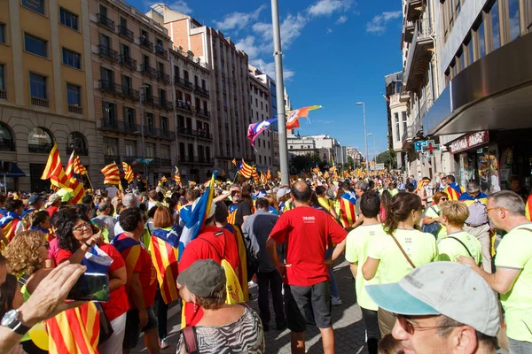 Barcelona, Katalonya, İspanya, 11 Eylül 2017: Ralli Catalunya'nın bağımsızlığını Milli gün boyunca desteği.