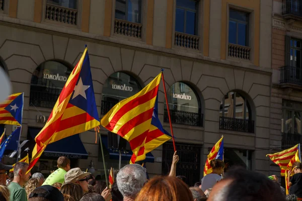 Barcelona, Katalonya, İspanya, 11 Eylül 2017: Ralli Catalunya'nın bağımsızlığını Milli gün boyunca desteği.
