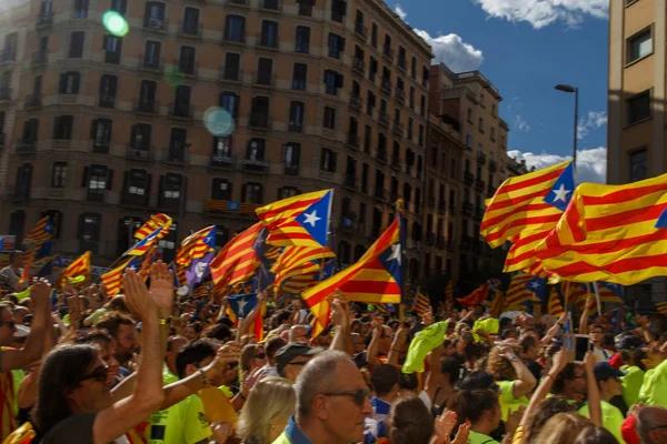 Barcelona Catalunha Espanha Setembro 2017 Pessoas Apoiam Independência Catalunha Durante — Fotografia de Stock