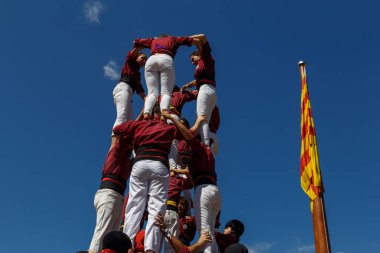 Barcelona, Katalonya, İspanya, 11 Eylül 2017: Catalunya'nın bağımsızlığını ralli desteği ulusal gün boyunca Castellers. Katalonya gelen bir gelenek Castellers.
