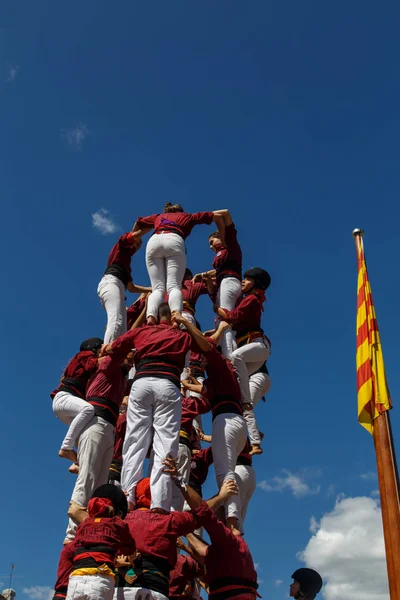 Barcelona, Katalonya, İspanya, 11 Eylül 2017: Catalunya'nın bağımsızlığını ralli desteği ulusal gün boyunca Castellers. Katalonya gelen bir gelenek Castellers.