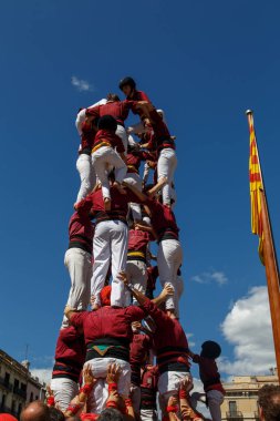Barcelona, Katalonya, İspanya, 11 Eylül 2017: Catalunya'nın bağımsızlığını ralli desteği ulusal gün boyunca Castellers. Katalonya gelen bir gelenek Castellers.