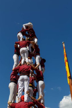 Barcelona, Katalonya, İspanya, 11 Eylül 2017: Catalunya'nın bağımsızlığını ralli desteği ulusal gün boyunca Castellers. Katalonya gelen bir gelenek Castellers.