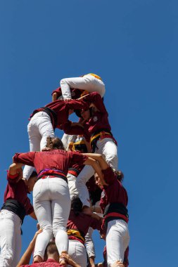 Barcelona, Katalonya, İspanya, 11 Eylül 2017: Catalunya'nın bağımsızlığını ralli desteği ulusal gün boyunca Castellers. Katalonya gelen bir gelenek Castellers.