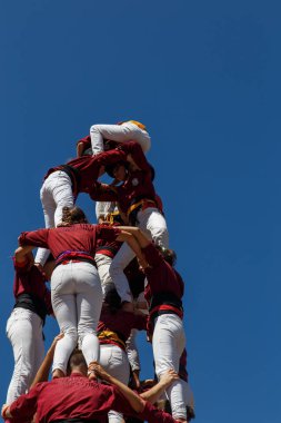 Barcelona, Katalonya, İspanya, 11 Eylül 2017: Catalunya'nın bağımsızlığını ralli desteği ulusal gün boyunca Castellers. Katalonya gelen bir gelenek Castellers.