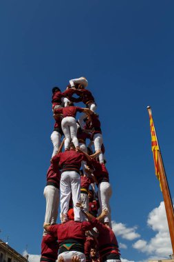 Barcelona, Katalonya, İspanya, 11 Eylül 2017: Catalunya'nın bağımsızlığını ralli desteği ulusal gün boyunca Castellers. Katalonya gelen bir gelenek Castellers.