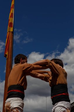 Barcelona, Katalonya, İspanya, 11 Eylül 2017: Catalunya'nın bağımsızlığını ralli desteği ulusal gün boyunca Castellers. Katalonya gelen bir gelenek Castellers.