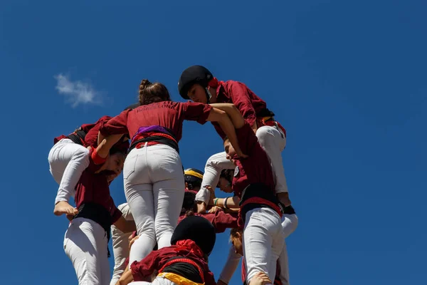 Barcelona, Katalonya, İspanya, 11 Eylül 2017: Catalunya'nın bağımsızlığını ralli desteği ulusal gün boyunca Castellers. Katalonya gelen bir gelenek Castellers.