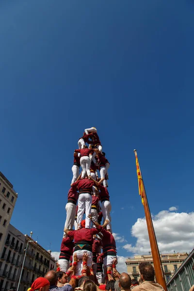 Barcelona, Katalonya, İspanya, 11 Eylül 2017: Catalunya'nın bağımsızlığını ralli desteği ulusal gün boyunca Castellers. Katalonya gelen bir gelenek Castellers.