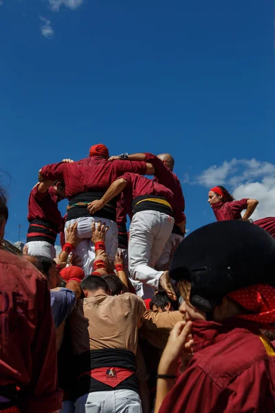 Barcelona, Katalonya, İspanya, 11 Eylül 2017: Catalunya'nın bağımsızlığını ralli desteği ulusal gün boyunca Castellers. Katalonya gelen bir gelenek Castellers.