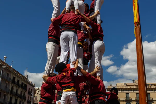 Barcelona, Katalonya, İspanya, 11 Eylül 2017: Catalunya'nın bağımsızlığını ralli desteği ulusal gün boyunca Castellers. Katalonya gelen bir gelenek Castellers.